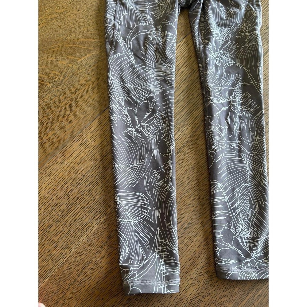 Calia by Carrie Underwood "Stay Powerful" Leggings – Taupe Floral – Size XS - Picture 3 of 8